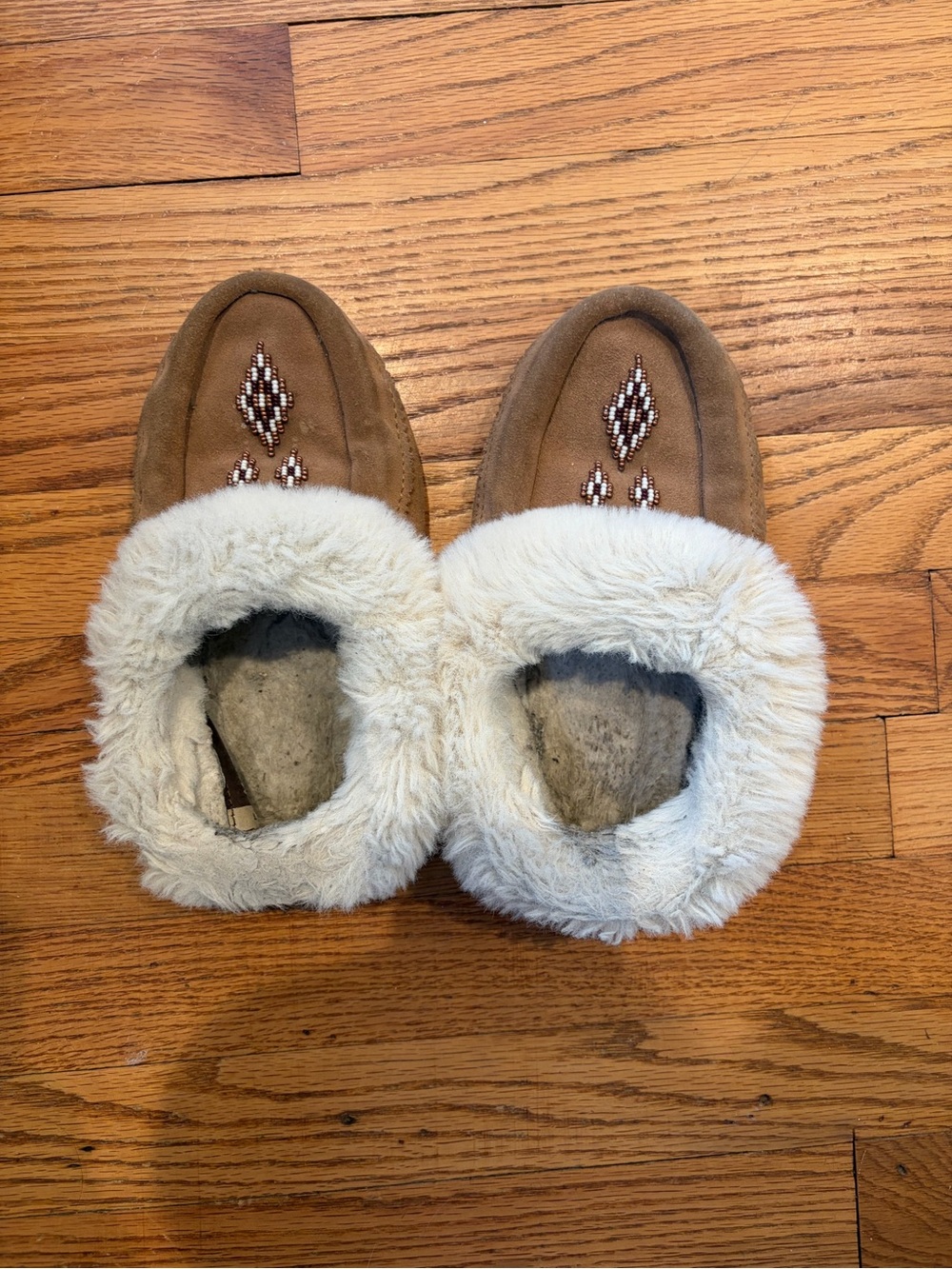 Manitobah Mukluks Fleece Lined Brown Moccasin Slippers